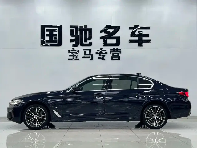 BMW 5 Series — Фото автомобиля 5