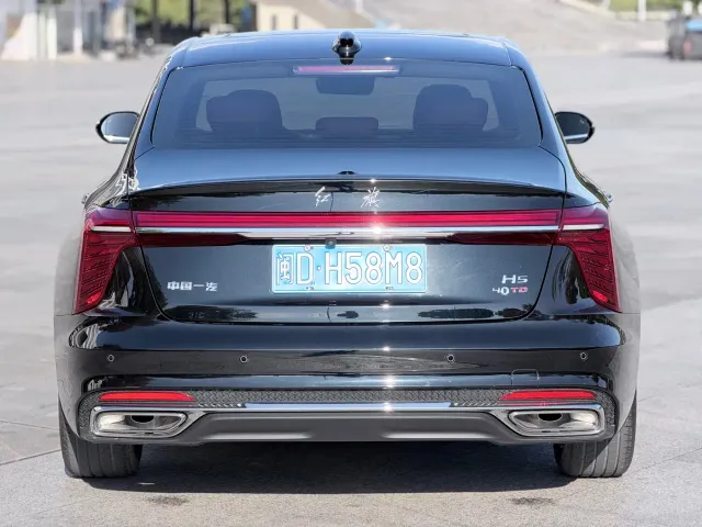 Hongqi H5 — Фото автомобиля 5