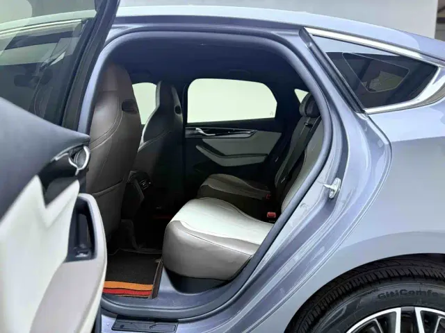 BYD Qin PLUS — Фото автомобиля 15