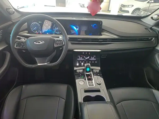 Chery Tiggo 8 PLUS — Фото автомобиля 9