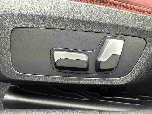 BMW 3 Series — Фото автомобиля 11
