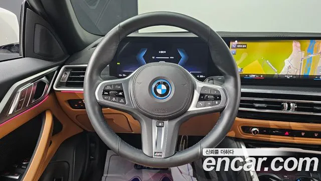 BMW i4 — Фото автомобиля 14
