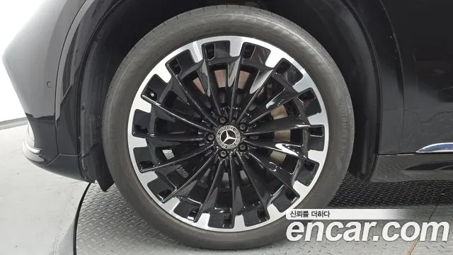 Mercedes-Benz EQS — Фото автомобиля 4