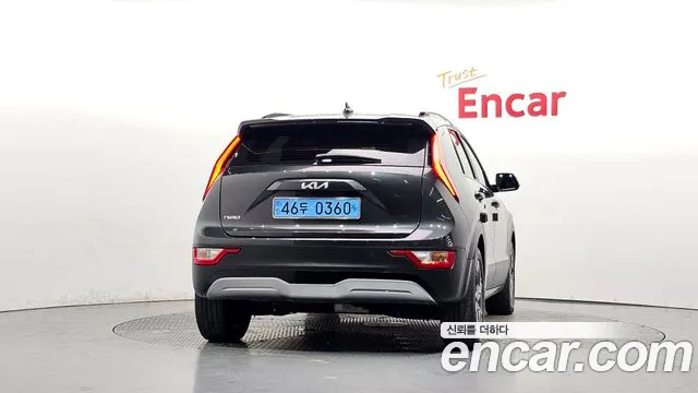 Kia Niro — Фото автомобиля 4