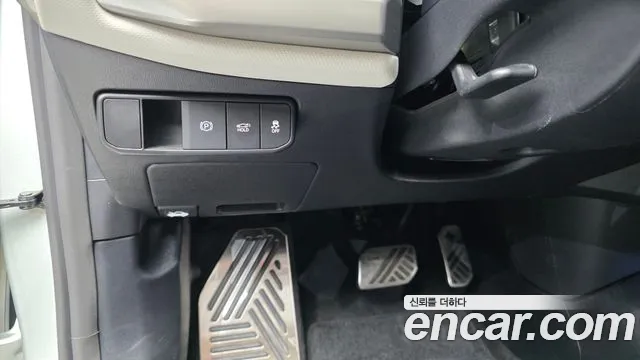 Kia EV4 — Фото автомобиля 29