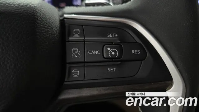 Jeep Cherokee Grand Cherokee(WL) 3.6 Limited — Фото автомобиля 28