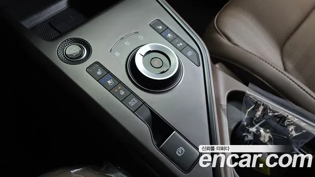 Kia Niro Signature — Фото автомобиля 9