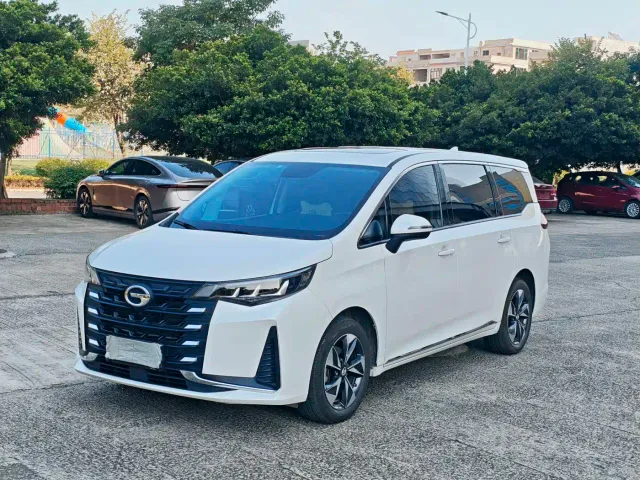 GAC Trumpchi M6 — Фото автомобиля 27