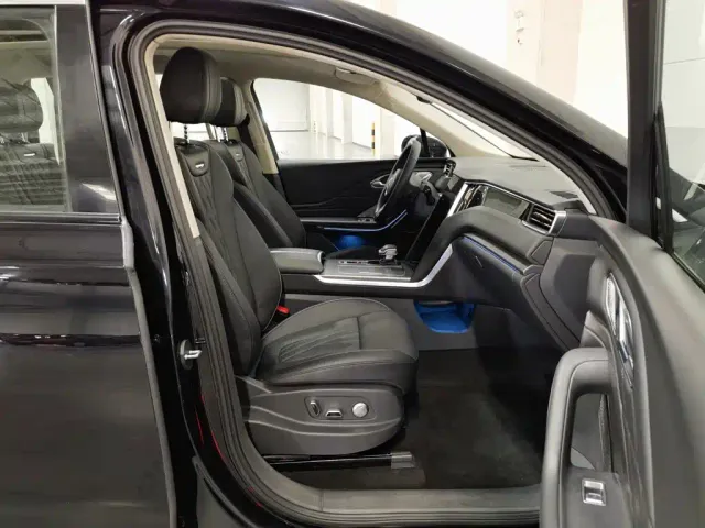 Hongqi Hongqi HS7 PHEV 2024 2.0T PHEV AWD Qichang Edition 7-seater — Фото автомобиля 23