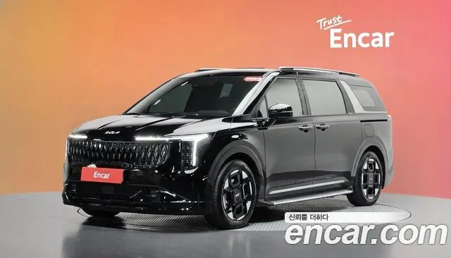 Фотография автомобиля — Kia Carnival 4th Gen