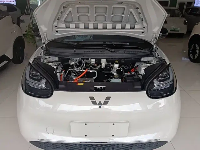 Wuling Bingo — Фото автомобиля 19