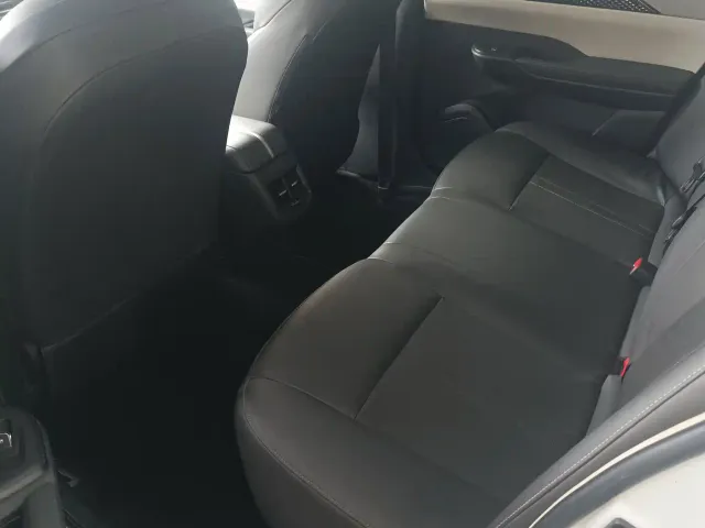 Dongfeng Fengshen E70 — Фото автомобиля 5