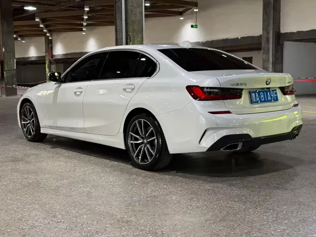 BMW 3 Series — Фото автомобиля 10