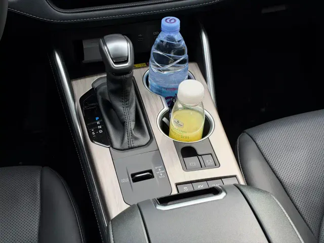 Toyota Highlander — Фото автомобиля 18
