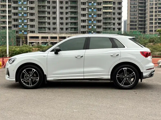 Audi Q3 — Фото автомобиля 7