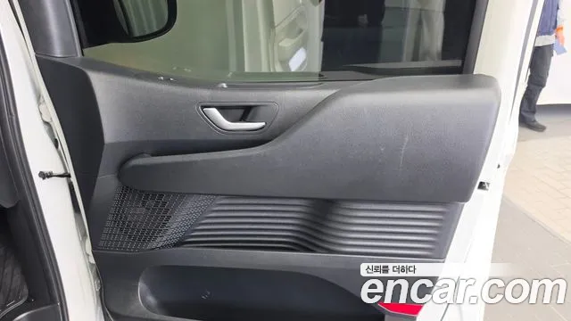 Hyundai Staria — Фото автомобиля 14