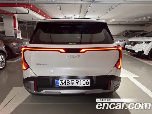 Kia Seltos Seltos 2 поколение Бензин 1.6T 2WD — Фото автомобиля 4