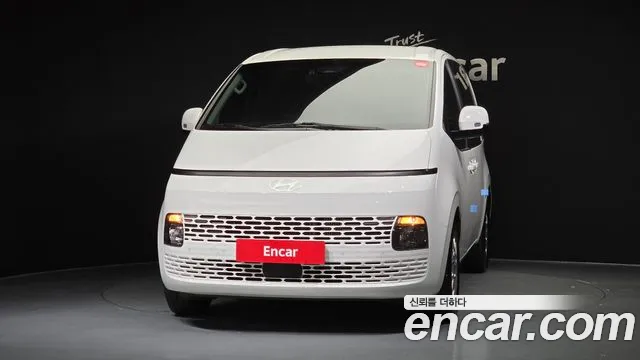 Hyundai Staria Staria Карго 5 мест — Фото автомобиля 3