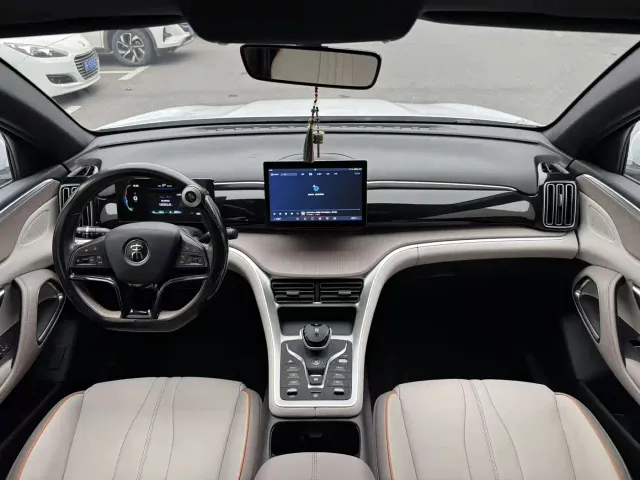 BYD Song Pro — Фото автомобиля 5