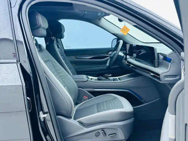 Ford Edge — Фото автомобиля 15
