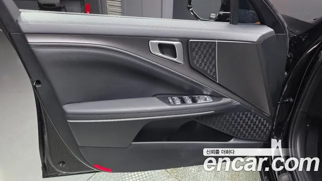 Kia K8 The New K8 2.5 Бензин 2WD — Фото автомобиля 23