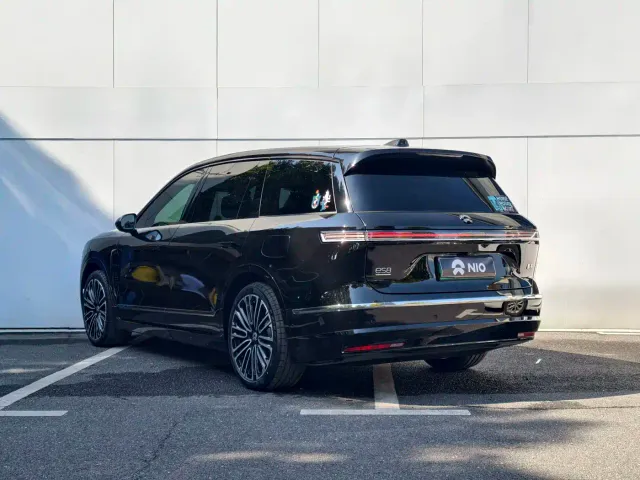 Nio ES8 — Фото автомобиля 6