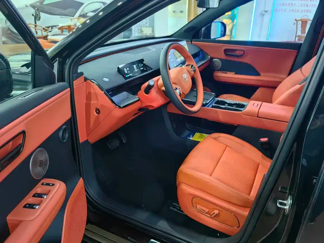 Toyota BoZhi 3X — Фото автомобиля 10