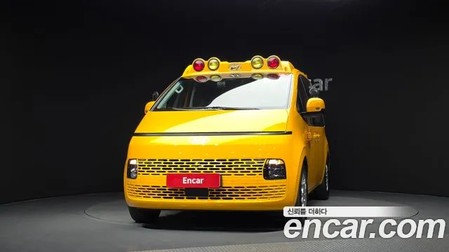 Hyundai Staria Staria L3.5 Школьный автобус — Фото автомобиля 2