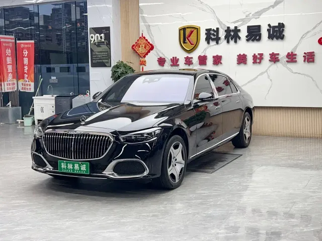 Фотография автомобиля — Mercedes-Benz Maybach S-Class