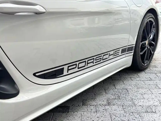 Porsche 718 — Фото автомобиля 10