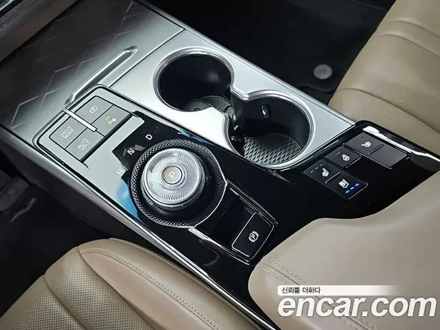 Kia K8 — Фото автомобиля 8
