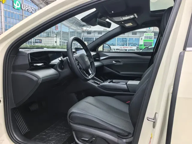 BYD Qin L — Фото автомобиля 5