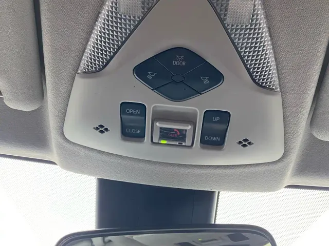 Toyota IZOA — Фото автомобиля 22