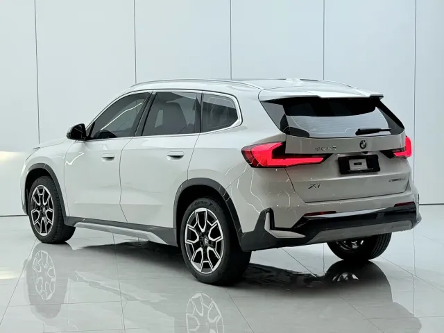 BMW X1 — Фото автомобиля 13