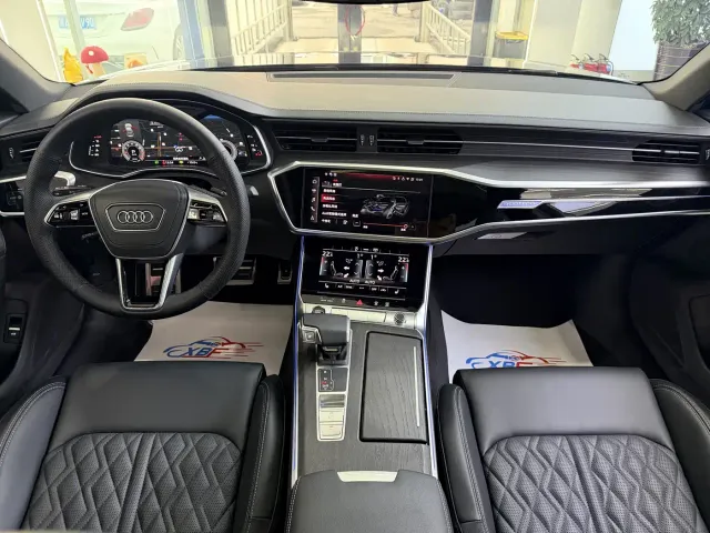 Audi A6L — Фото автомобиля 9