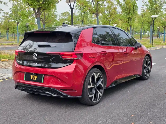 Volkswagen ID.3 — Фото автомобиля 4