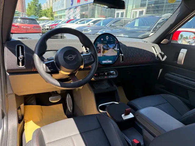 MINI JCW COUNTRYMAN — Фото автомобиля 15