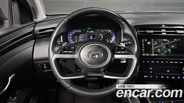 Hyundai Tucson Tucson (NX4) Бензин 1.6 турбо 2WD — Фото автомобиля 12