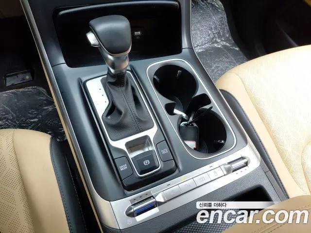 Kia Canival Carnival 4 поколение 9 мест Prestige — Фото автомобиля 9