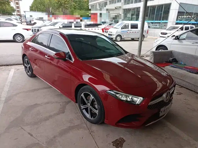 Mercedes-Benz A-Class — Фото автомобиля 3