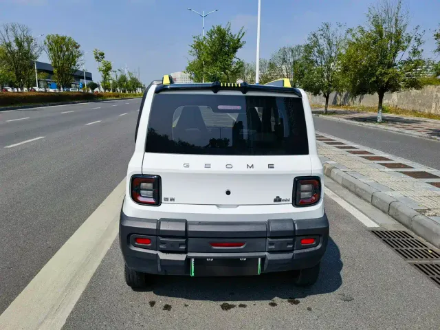 Geely Panda — Фото автомобиля 4