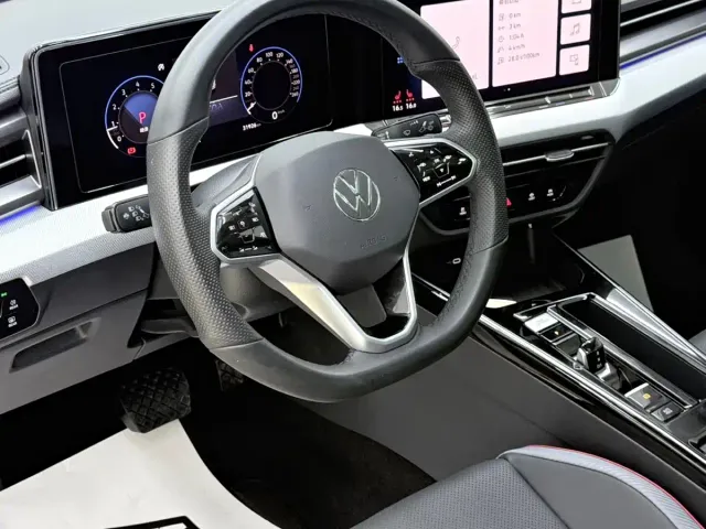 Volkswagen Lamando — Фото автомобиля 7