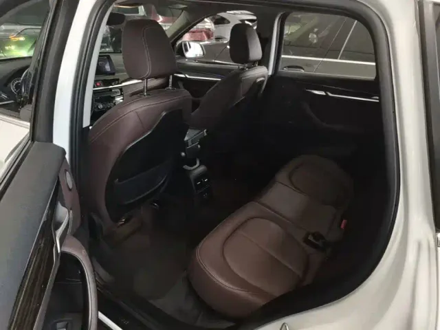 BMW X1 — Фото автомобиля 16