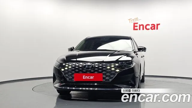 Hyundai Grandeur Grandeur (New) Hybrid — Фото автомобиля 3
