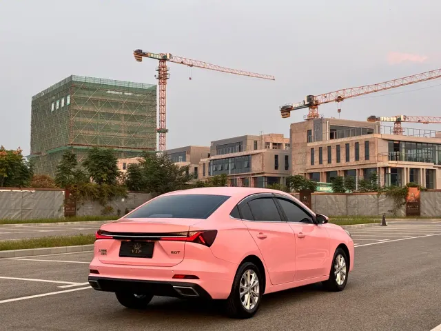 Roewe i5 — Фото автомобиля 5
