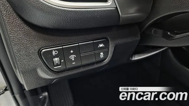 Kia Seltos — Фото автомобиля 27