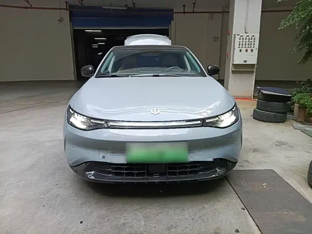 Leapmotor C01 — Фото автомобиля 2
