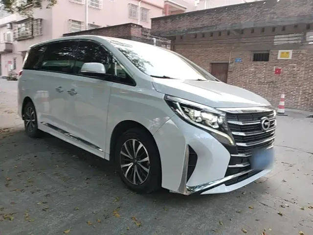 GAC Trumpchi M8 — Фото автомобиля 3