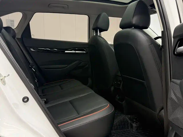 Kia Seltos — Фото автомобиля 10