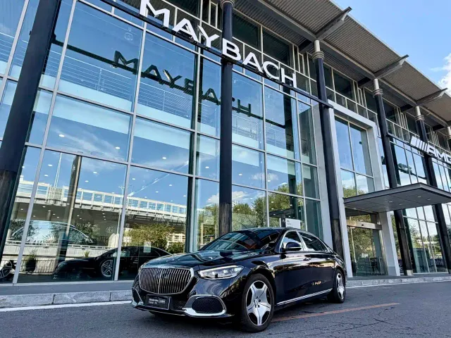 Фотография автомобиля — Mercedes-Benz Maybach S-Class